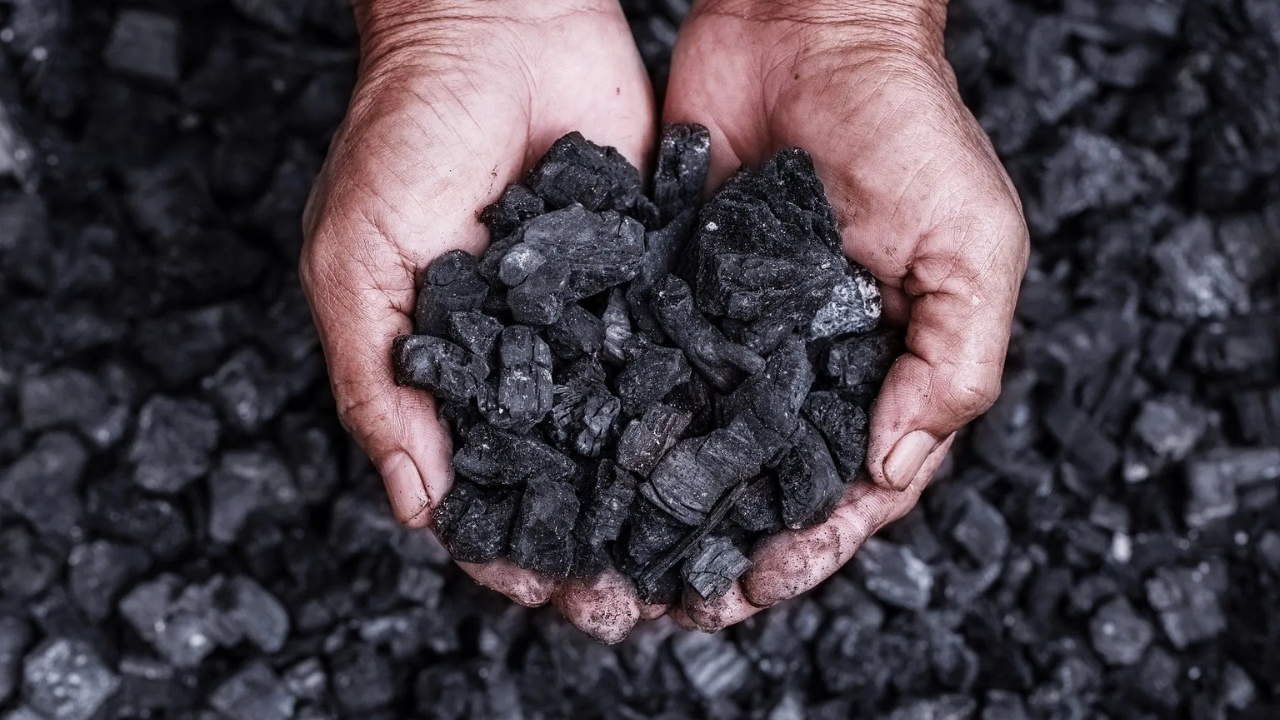 Petroleum Coke (PETCOKE) supplier | Boma Fuels